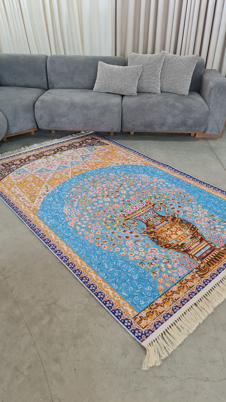 فرشینه طرح فرش ابریشمی کد A019 مخمل تُرک زیره استُپ دار، نرم و لطیف