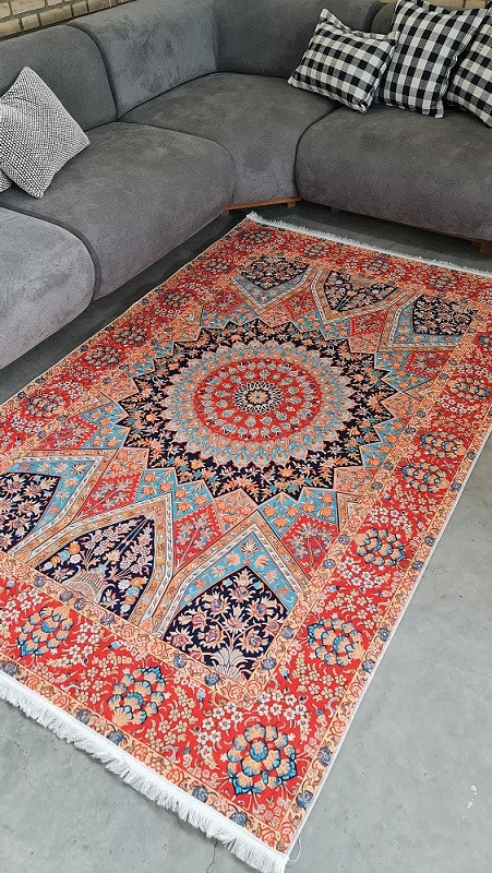 فرشینه طرح فرش ابریشمی کد A025 مخمل تُرک زیره استُپ دار، نرم و لطیف