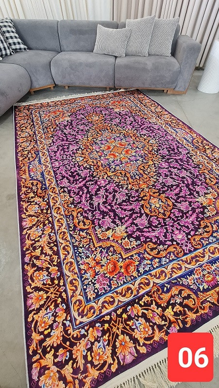 فرشینه طرح فرش ابریشمی کد A029 مخمل تُرک زیره استُپ دار، نرم و لطیف