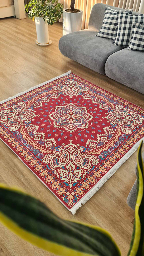 فرشینه طرح فرش ابریشم کد Q117 قابل شستشوی راحت، سبک و لایه استُپ دار
